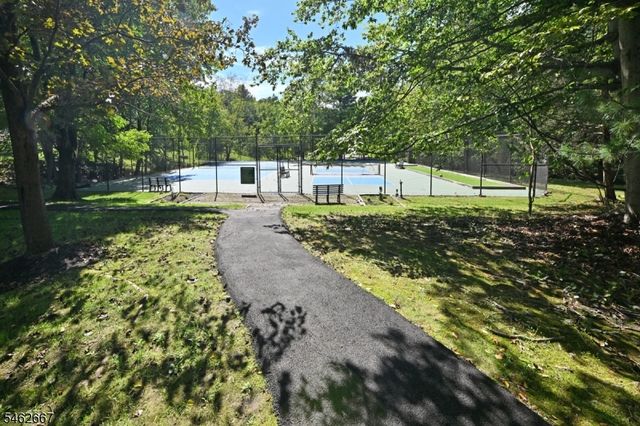 2 Pueblo Cir, Wayne Twp., NJ 07470