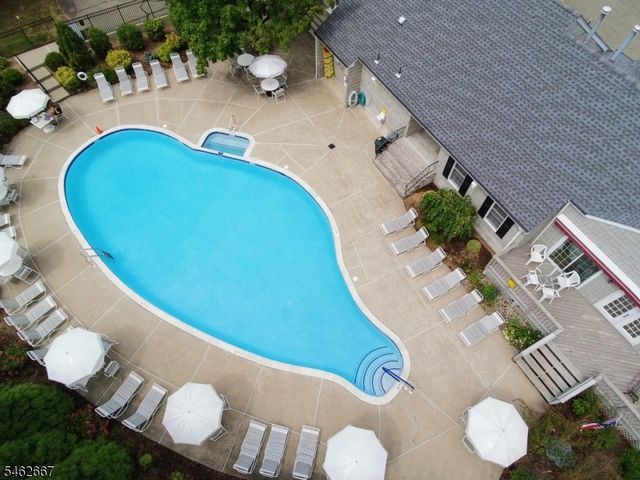 2 Pueblo Cir, Wayne Twp., NJ 07470