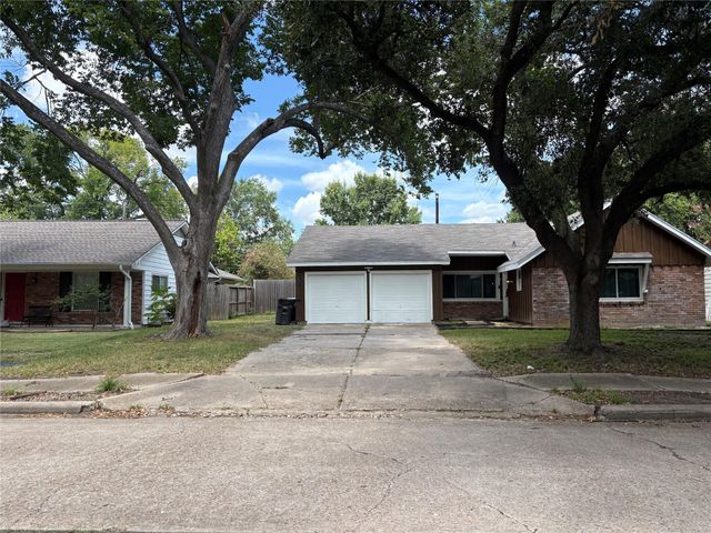 7122 Sharpcrest Street, Houston, TX 77074