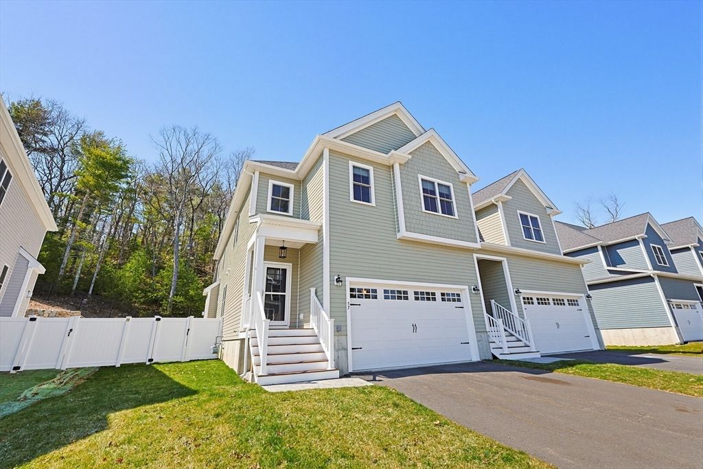 57 Thomas Mann Circle Lot 33, Norfolk, MA 02056