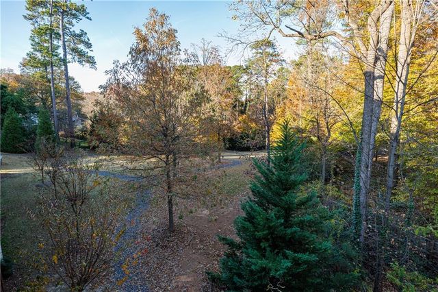 2002 Raven Way, Atlanta, GA 30341