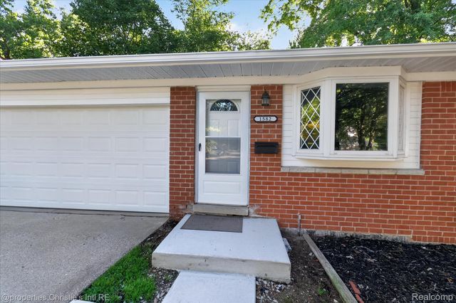 1582 Stephens Drive, Superior Charter Township, MI 48198