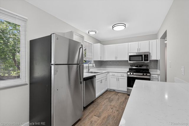 1582 Stephens Drive, Superior Charter Township, MI 48198