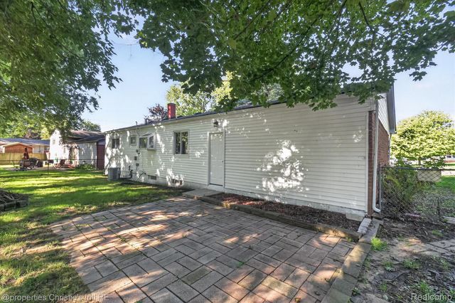 1582 Stephens Drive, Superior Charter Township, MI 48198