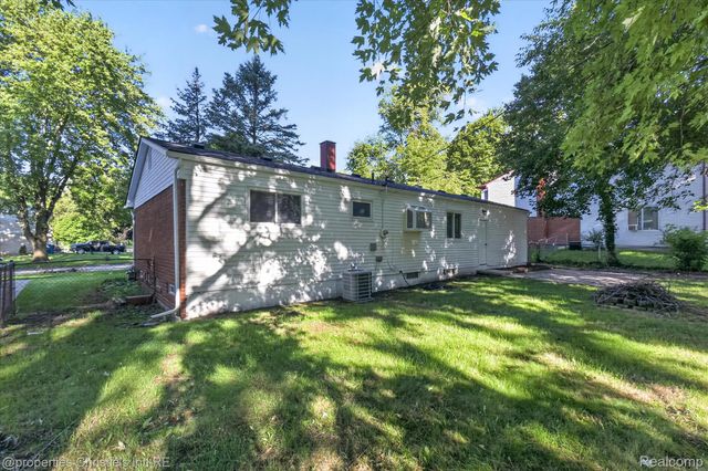 1582 Stephens Drive, Superior Charter Township, MI 48198