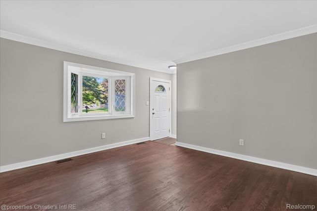 1582 Stephens Drive, Superior Charter Township, MI 48198