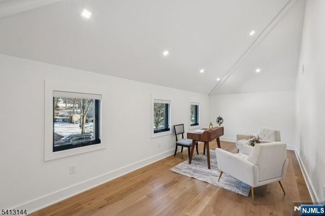 39 Billingsley Drive, Livingston, NJ 07039