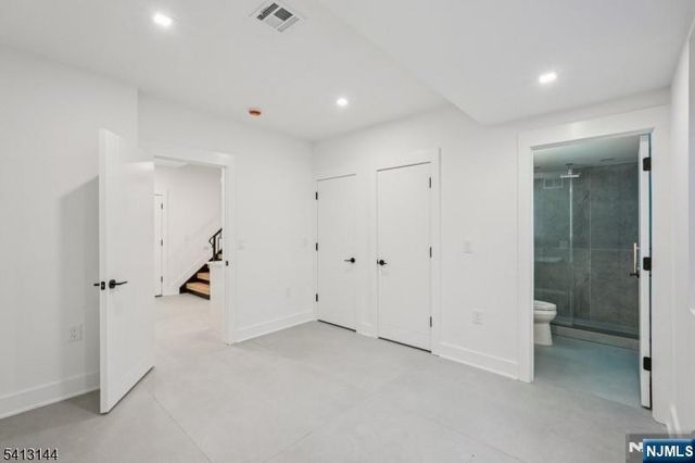 39 Billingsley Drive, Livingston, NJ 07039