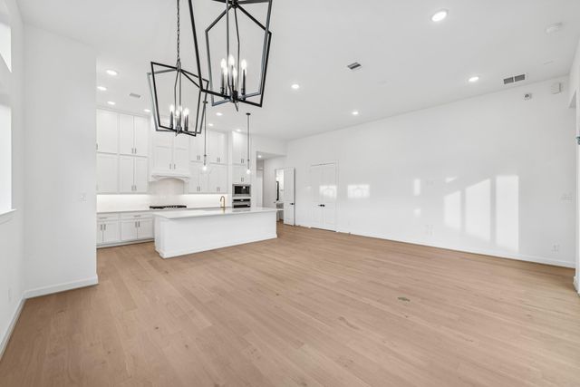 26515 Pioneer Pointe Court, Montgomery, TX 77316
