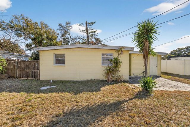 8343 95TH AVENUE, Seminole, FL 33777