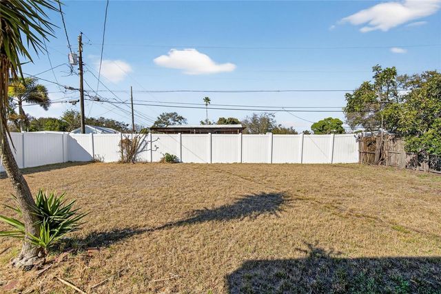 8343 95TH AVENUE, Seminole, FL 33777