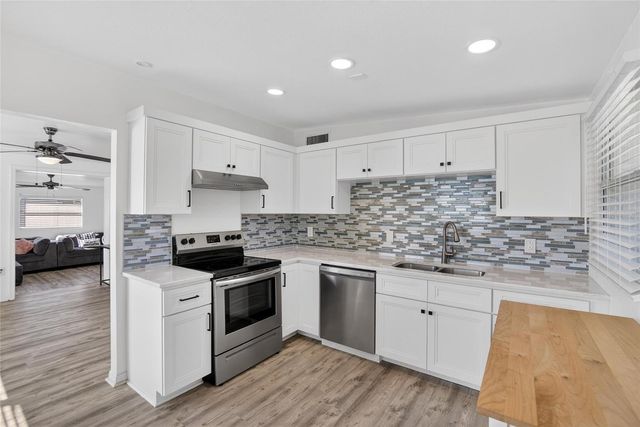 8343 95TH AVENUE, Seminole, FL 33777