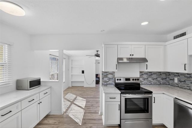 8343 95TH AVENUE, Seminole, FL 33777