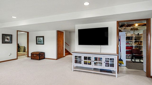4375 Pleasantview Drive, Gladwin, MI 48624