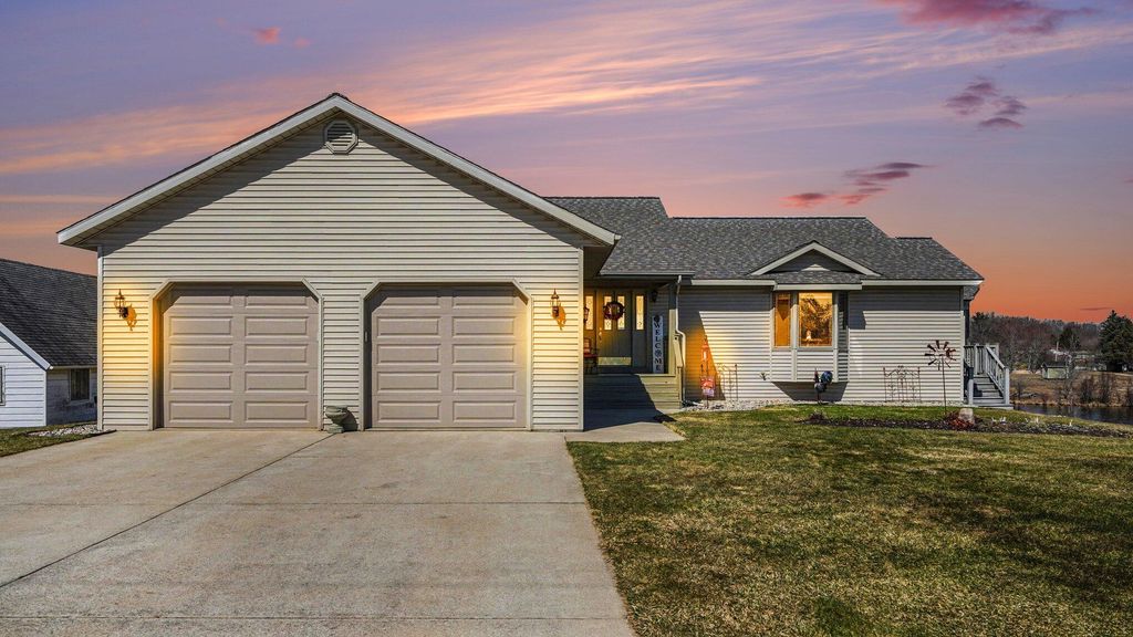 4375 Pleasantview Drive, Gladwin, MI 48624
