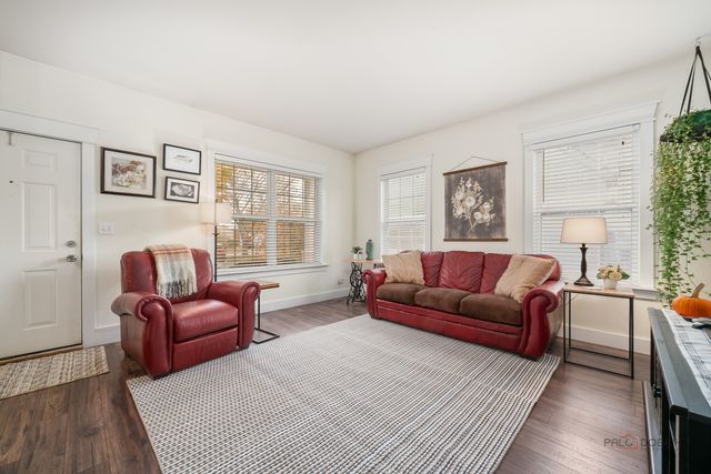 908 S Arlington Drive, Round Lake, IL 60073