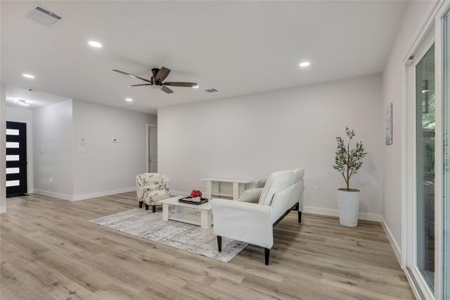 2333 Aldford DR, Austin, TX 78745