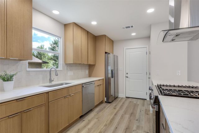 2333 Aldford DR, Austin, TX 78745