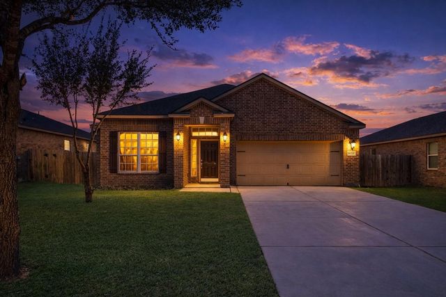 38219 N Lost Creek Boulevard, Magnolia, TX 77355