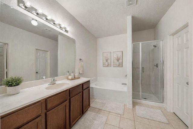 38219 N Lost Creek Boulevard, Magnolia, TX 77355
