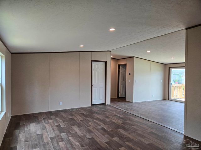 175 Kathryn Dr, Pensacola, FL 32506