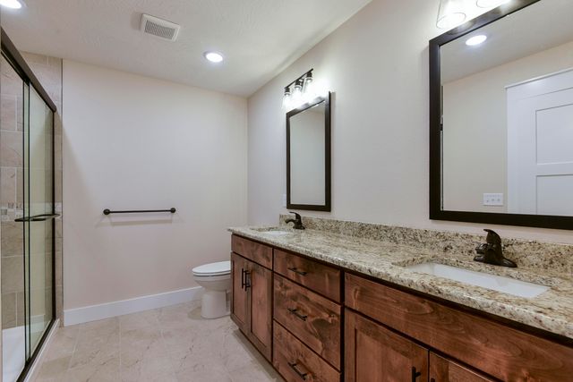 1508 W Ragweed Ct Court, Ozark, MO 65721