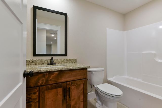 1508 W Ragweed Ct Court, Ozark, MO 65721