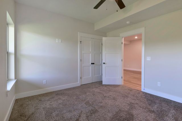 1508 W Ragweed Ct Court, Ozark, MO 65721