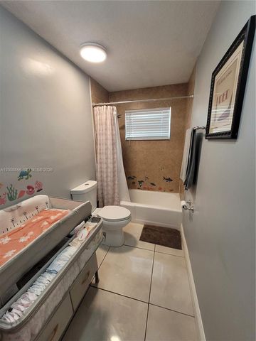 3381 NW 33rd Ct, Lauderdale Lakes, FL 33309