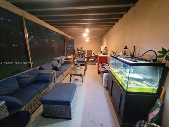 3381 NW 33rd Ct, Lauderdale Lakes, FL 33309