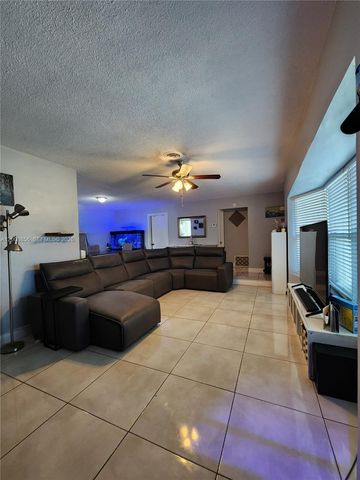 3381 NW 33rd Ct, Lauderdale Lakes, FL 33309