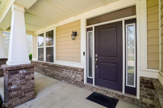 15710 Chapel Park Drive E, Noblesville, IN 46060