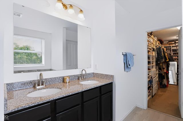 15710 Chapel Park Drive E, Noblesville, IN 46060