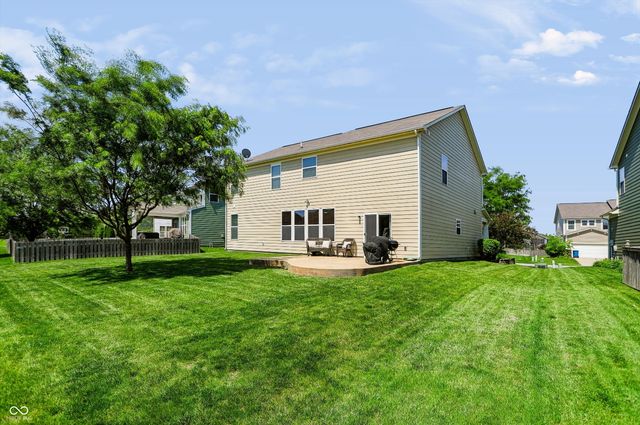 15710 Chapel Park Drive E, Noblesville, IN 46060