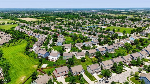 15710 Chapel Park Drive E, Noblesville, IN 46060