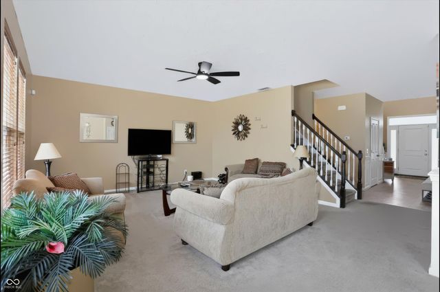 15710 Chapel Park Drive E, Noblesville, IN 46060