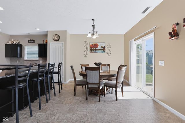 15710 Chapel Park Drive E, Noblesville, IN 46060