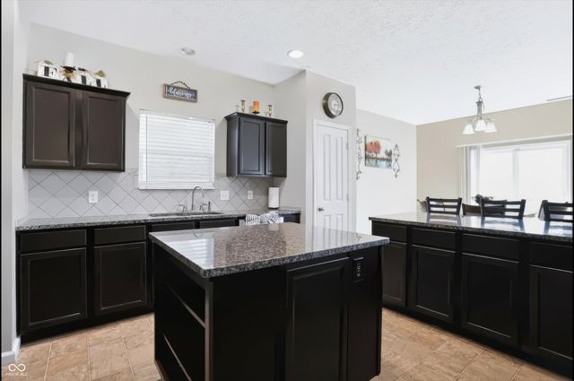 15710 Chapel Park Drive E, Noblesville, IN 46060