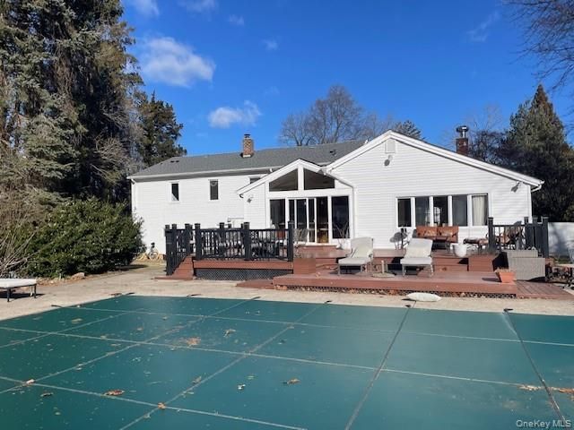 22 Emerald Lane, South Huntington, NY 11746