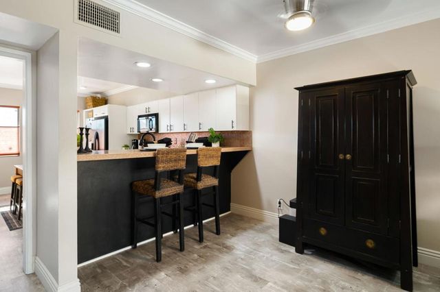 277 E Alejo Road 119, Palm Springs, CA 92262