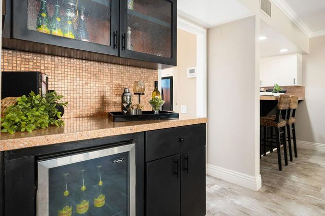 277 E Alejo Road 119, Palm Springs, CA 92262