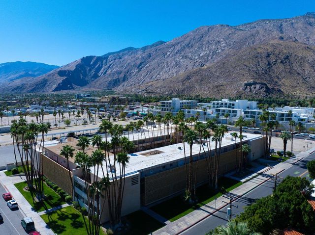 277 E Alejo Road 119, Palm Springs, CA 92262