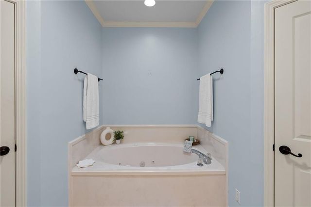 1087 Southern Way Court, Mobile, AL 36609