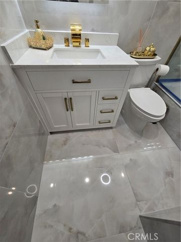 405 W 235th Street, Carson, CA 90745