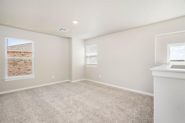 736 Luna Way, Tuttle, OK 73089