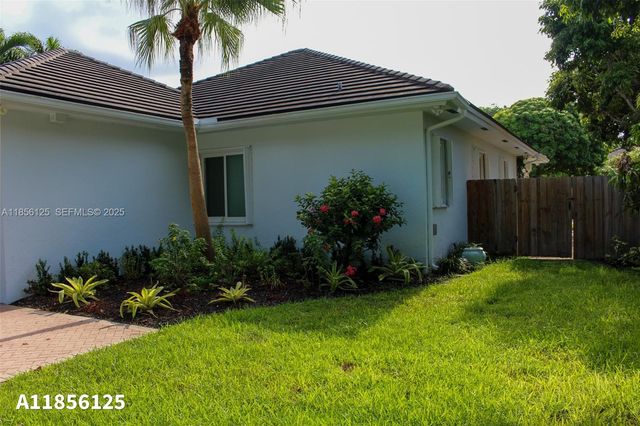 15255 SW 80th Avenue, Palmetto Bay, FL 33157