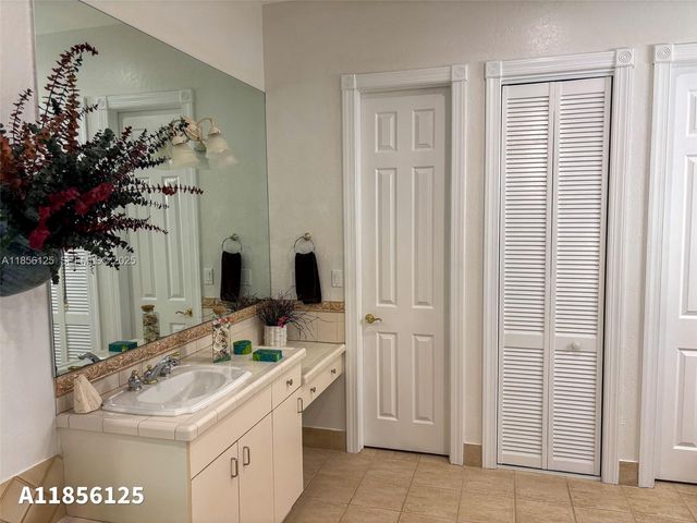15255 SW 80th Avenue, Palmetto Bay, FL 33157