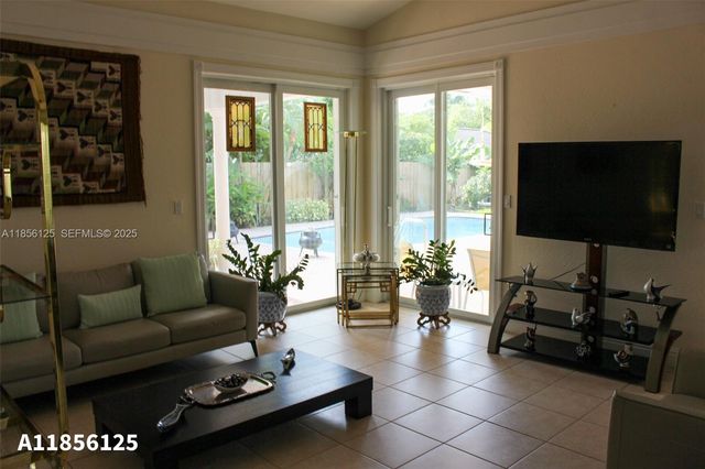 15255 SW 80th Avenue, Palmetto Bay, FL 33157