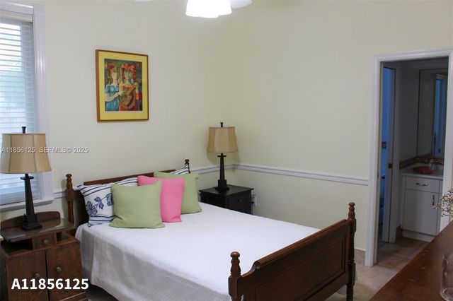 15255 SW 80th Avenue, Palmetto Bay, FL 33157