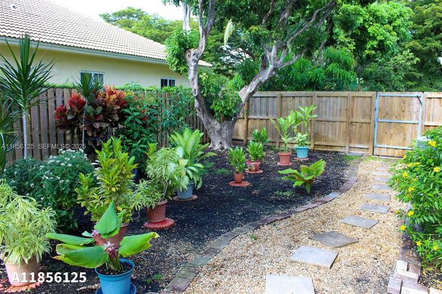 15255 SW 80th Avenue, Palmetto Bay, FL 33157